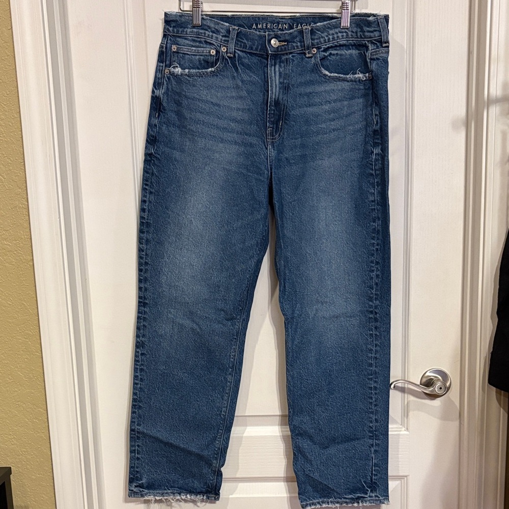 American Eagle Outfitters Super high-rise Straight Jeans